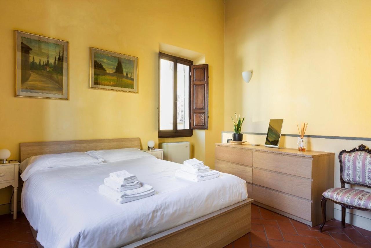 Apartament Cozy Classic Italian House Near Santa Croce, On The Lungarno Florencja Zewnętrze zdjęcie