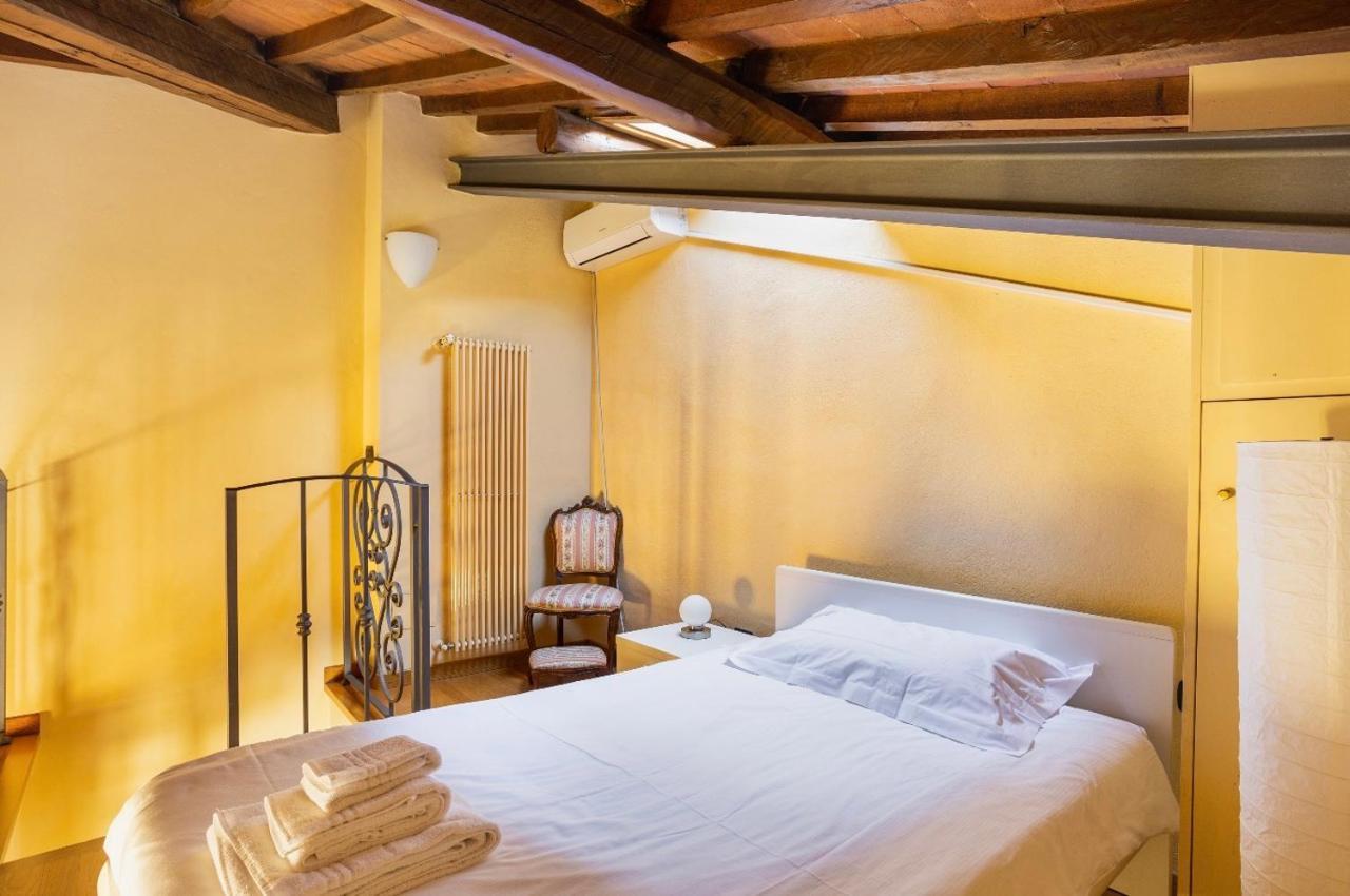 Apartament Cozy Classic Italian House Near Santa Croce, On The Lungarno Florencja Zewnętrze zdjęcie