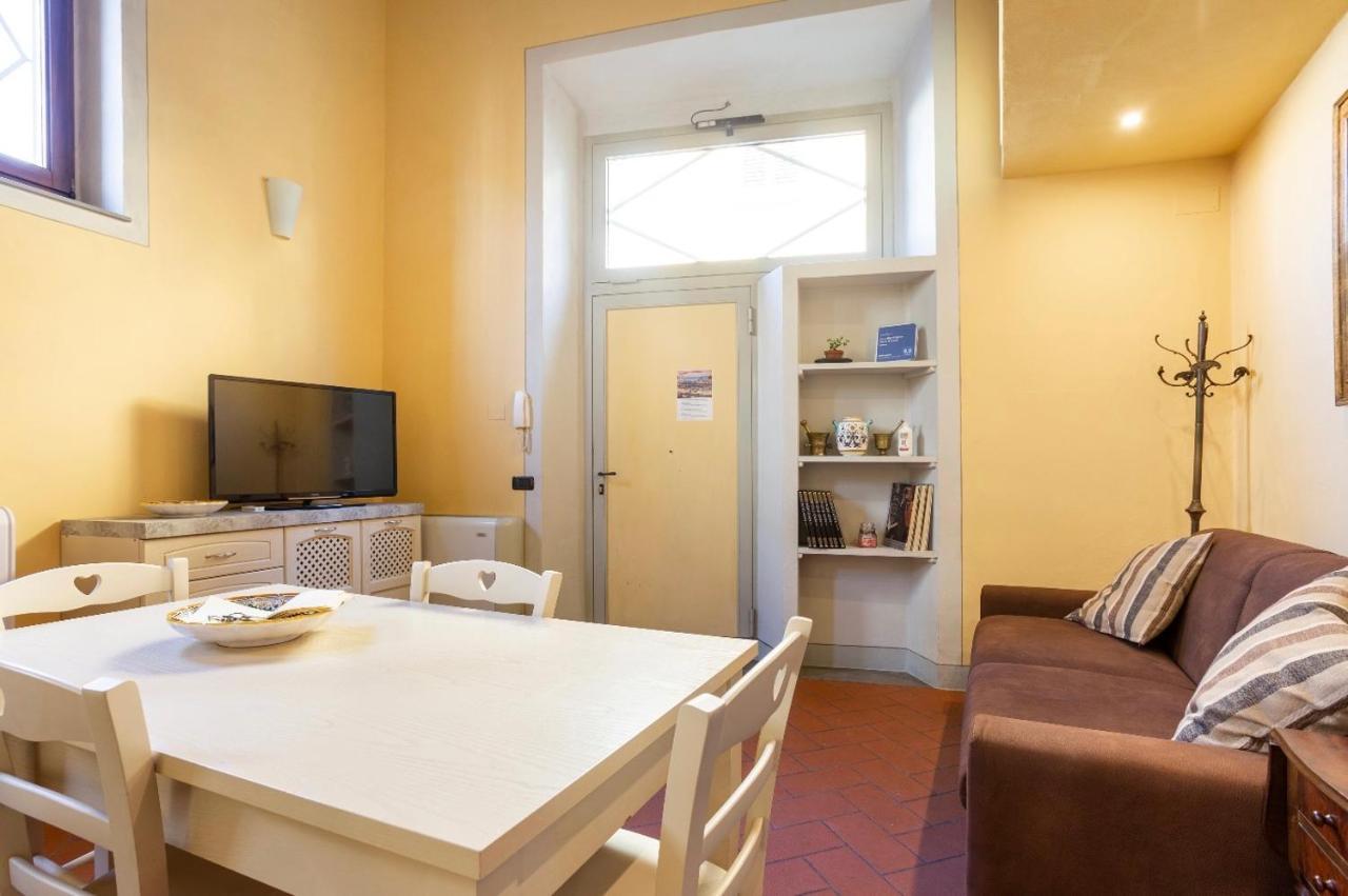 Apartament Cozy Classic Italian House Near Santa Croce, On The Lungarno Florencja Zewnętrze zdjęcie